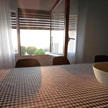 2 Cal Genis - Wifi Apartment